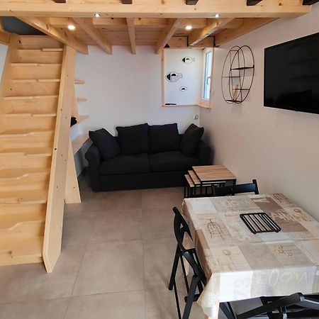 Maison Renovee Et Climatisee Avec Wifi A 600M De La Plage Vias Bagian luar foto