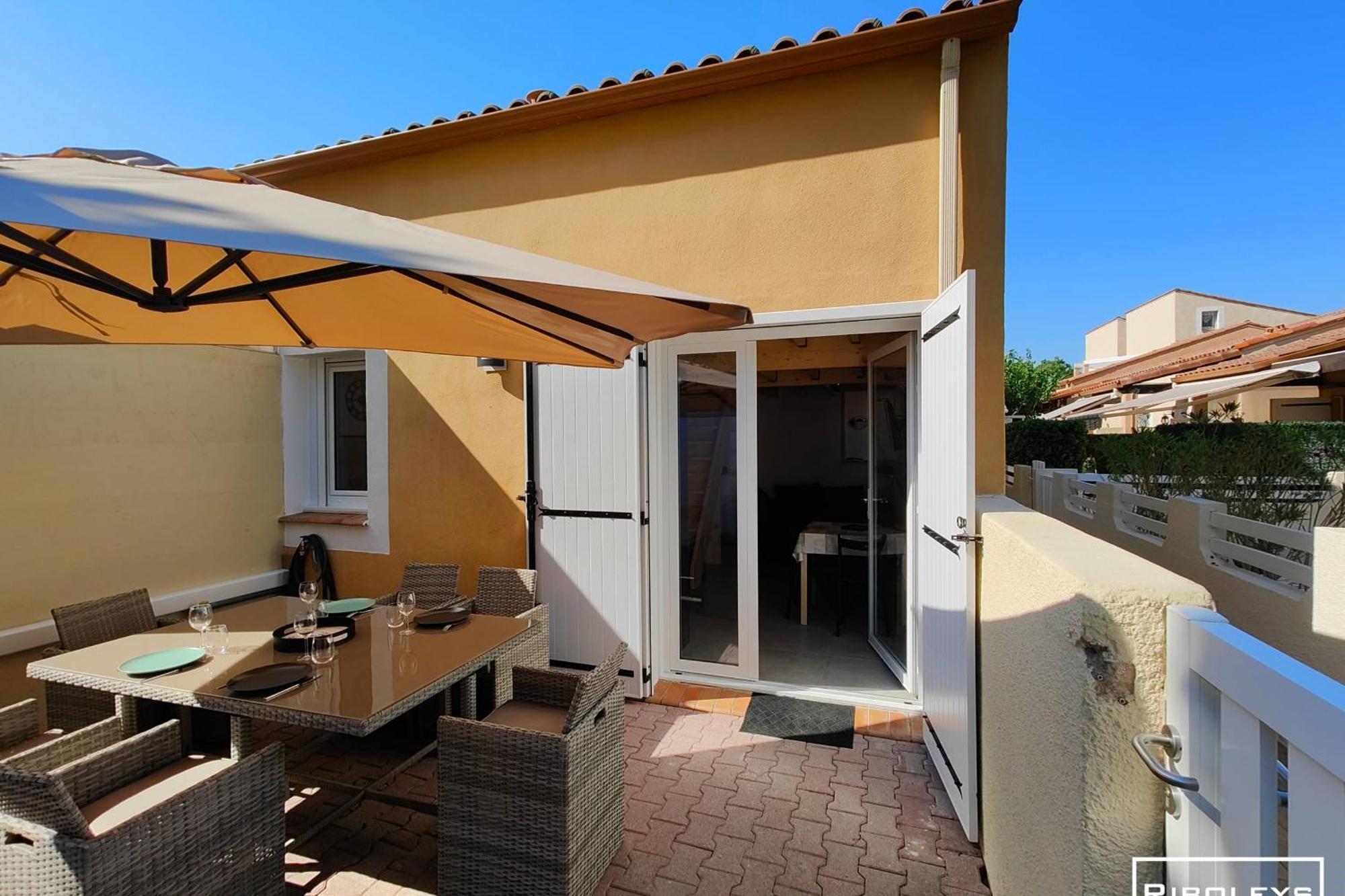 Maison Renovee Et Climatisee Avec Wifi A 600M De La Plage Vias Bagian luar foto