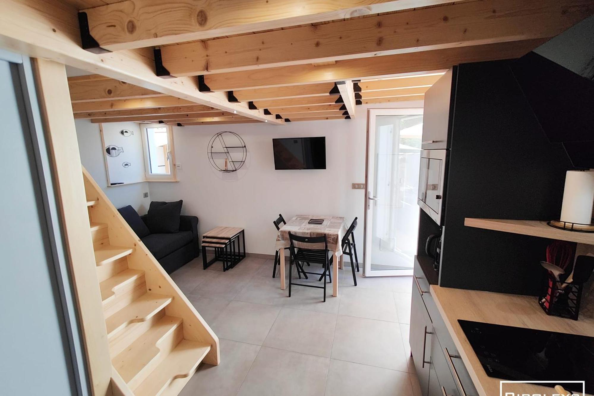 Maison Renovee Et Climatisee Avec Wifi A 600M De La Plage Vias Bagian luar foto